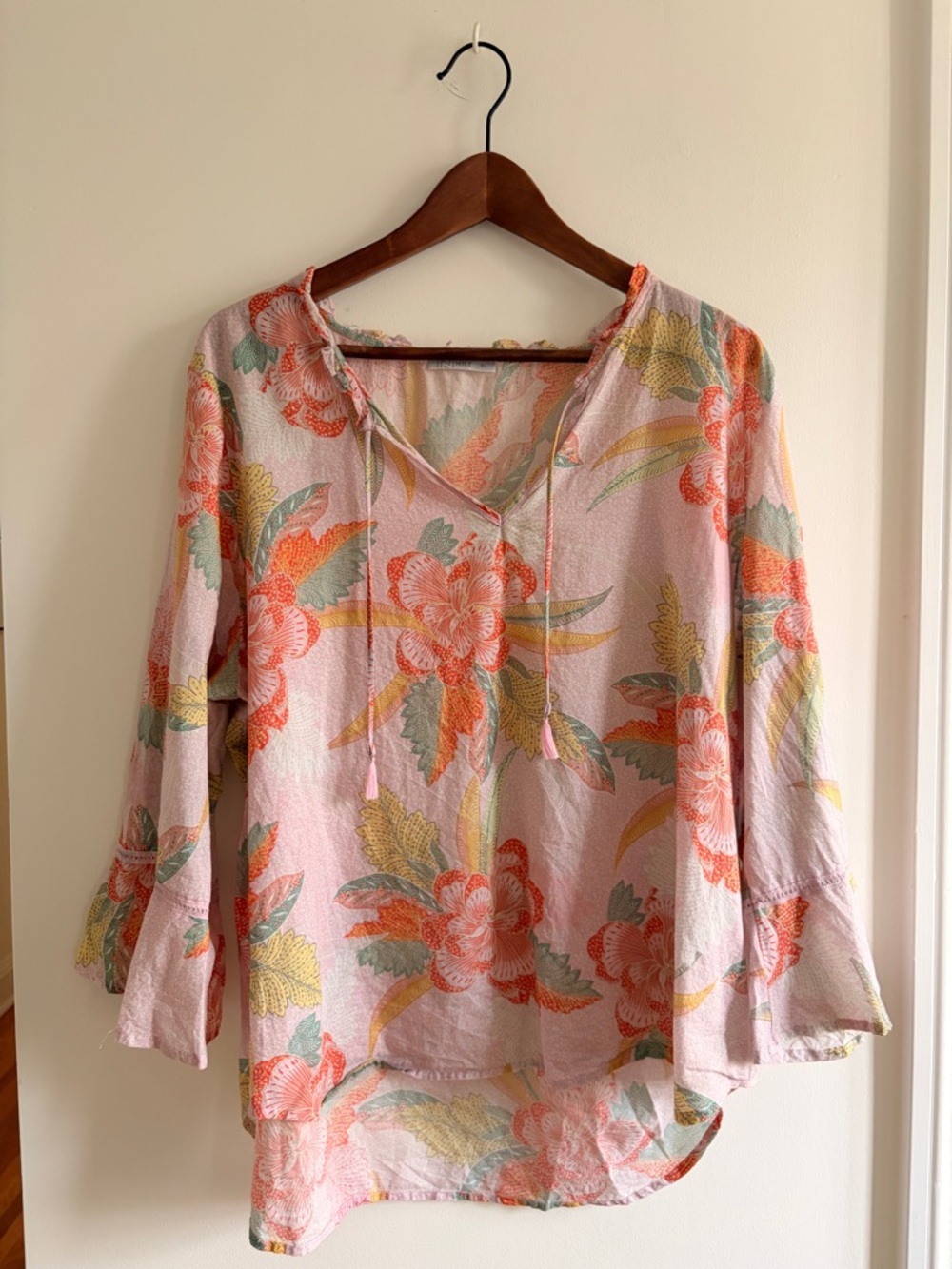 NWOT Nile Floral Tie-Neck Women’s Blouse - Pink